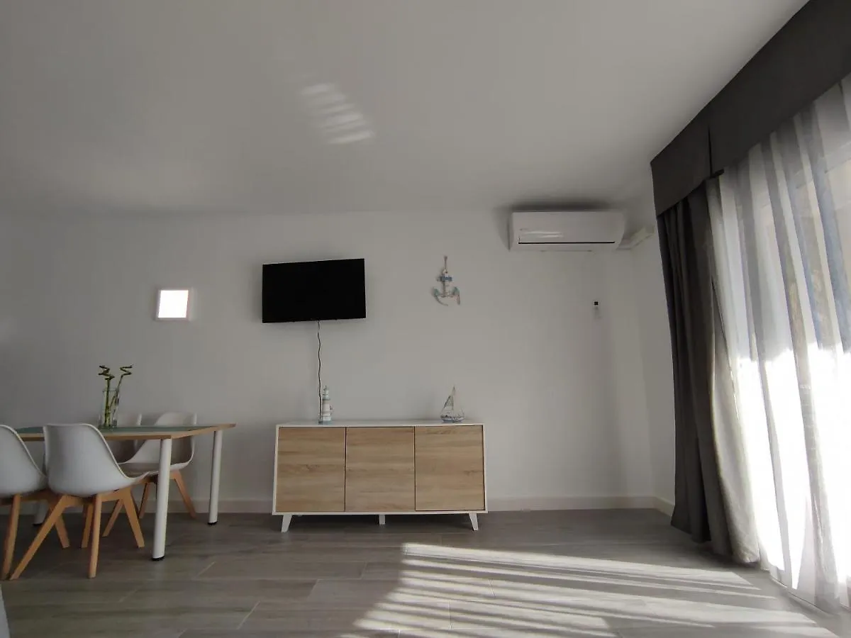 Estudio Benalbeach Primera Linea De Playa Benalmadena 0*,  Spain