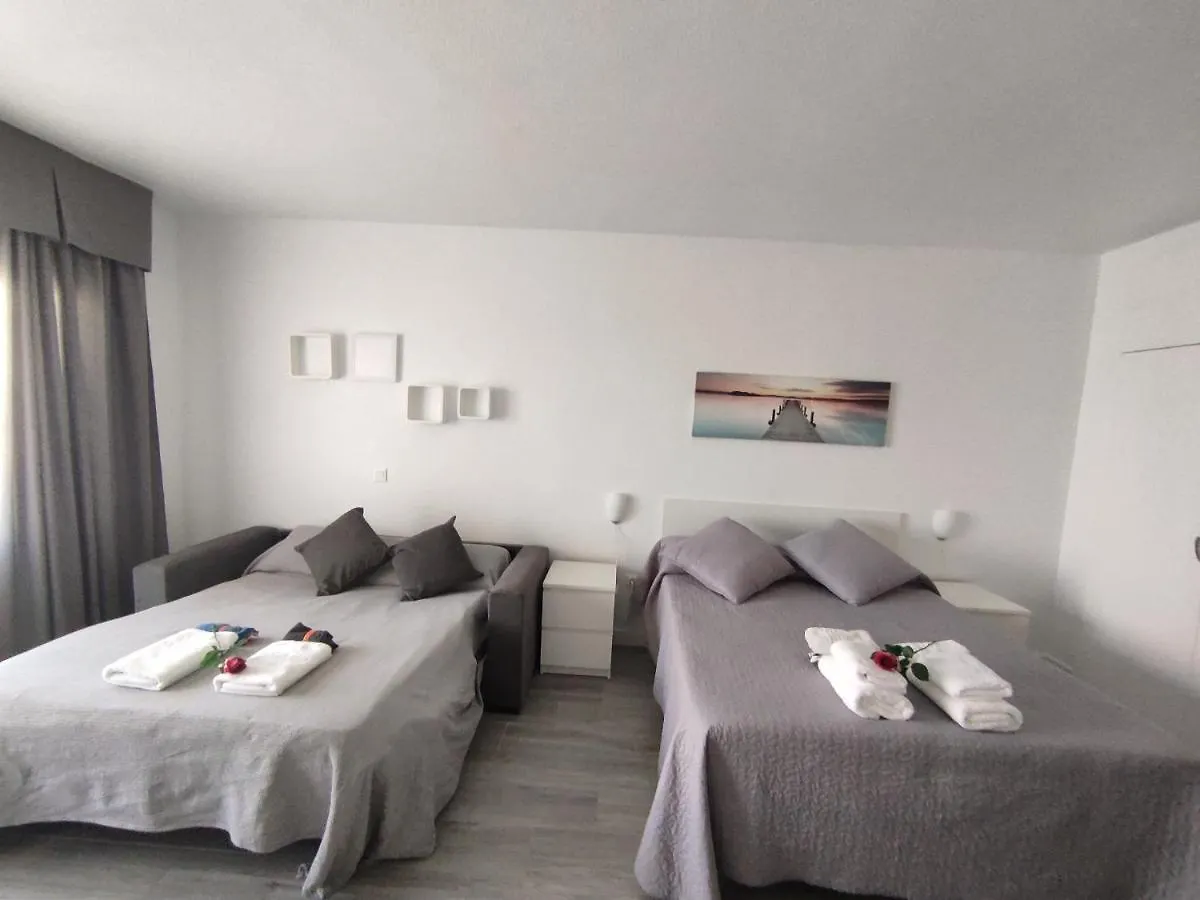 Estudio Benalbeach Primera Linea De Playa Benalmadena Apartment